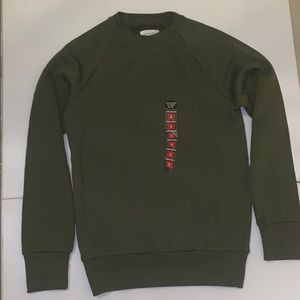 Crew neck sweater